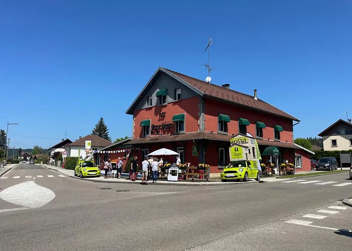 Logis Hotel & Restaurant Les Perce-Neige