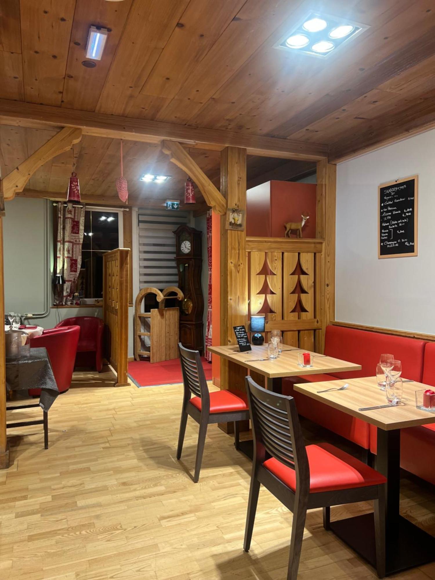 Hotel Logis Hotel & Restaurant Les Perce-Neige 3*