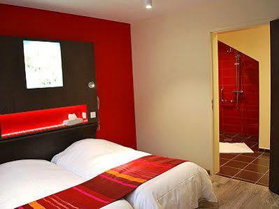 Hotel Logis Hotel & Restaurant Les Perce-Neige 3*